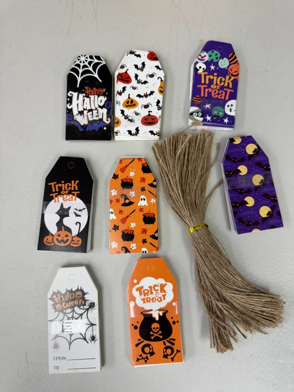 Sallyfashion 160 piece Halloween Gift Tags Bundle - Orange, Black, Purple, White